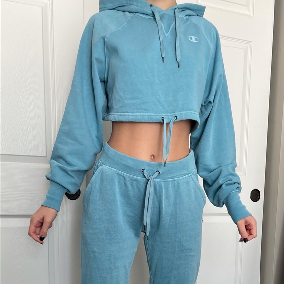 Champion Set - Picture 2 of 2